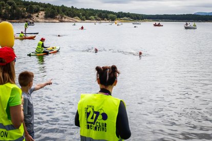 Multitud de deportistas y aficionados han participado en esta edición junto al Camping Urbión.