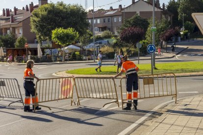 Los niños disfrutan de los juegos del Grand Prix