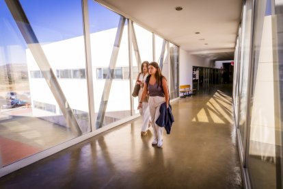 Las aulas del Campus Duques de Soria se vuelven a llenar de vida