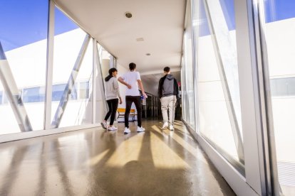 Las aulas del Campus Duques de Soria se vuelven a llenar de vida