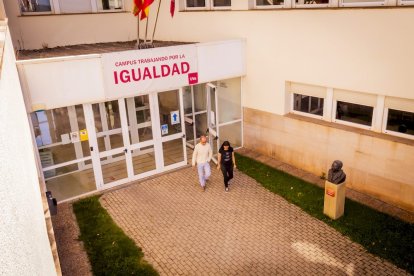 Las aulas del Campus Duques de Soria se vuelven a llenar de vida