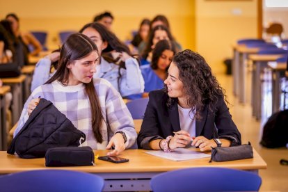 Las aulas del Campus Duques de Soria se vuelven a llenar de vida