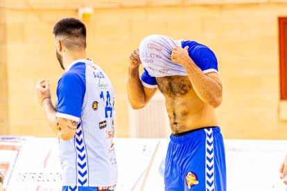 Los celestes lanzados en los primeros sets cayeron después en el definitivo