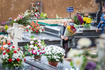 El cementerio de la capital durante la mañana del 1 de noviembre.