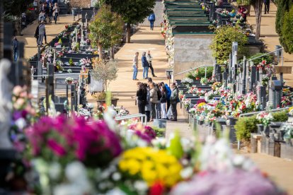 El cementerio de la capital durante la mañana del 1 de noviembre.