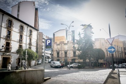 Otra foto del 'edificio de las cochinillas'.