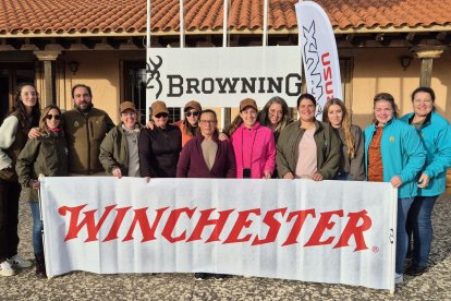 Asistentes al curso de iniciación de tiro al plato