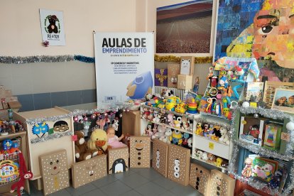 El IES Castilla lanza el proyecto RE-TOY de emprendimiento solidario y consumo responsable.