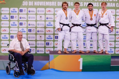 Rosa celebra nada menos que su octava medalla en un campeonato de España.