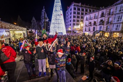 El encendido hizo las delicias de todos los asistentes