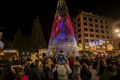 El encendido hizo las delicias de todos los asistentes