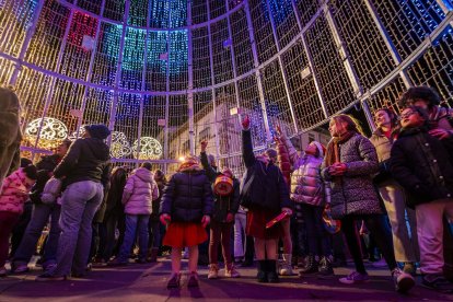 El encendido hizo las delicias de todos los asistentes