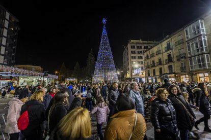 El encendido hizo las delicias de todos los asistentes