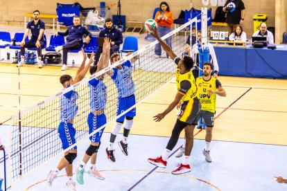 Duelo digno de dos equipos en lo alto de la tabla