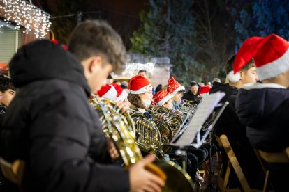 El Conservatorio de Soria ha sido el encargado en ofrecer este acto previo a las fiestas de Navidad.