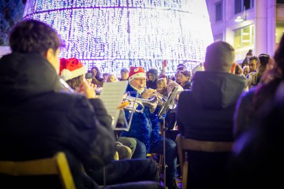 El Conservatorio de Soria ha sido el encargado en ofrecer este acto previo a las fiestas de Navidad.