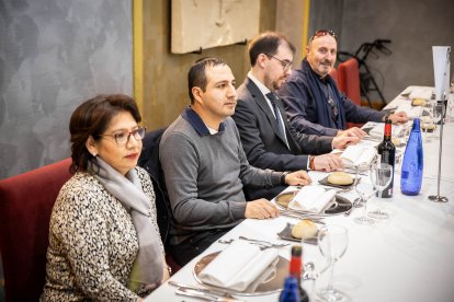 Buen ambiente entre todos los asistentes de la celebración.