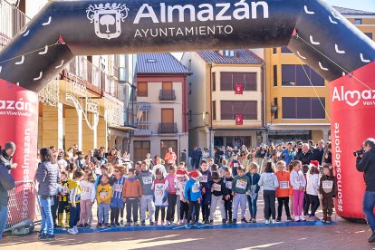 La carrera de Almazán aunó deporte y diversión.