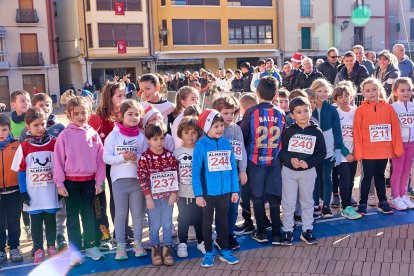 La carrera de Almazán aunó deporte y diversión.