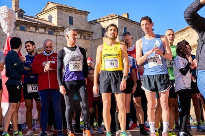 La carrera de Almazán aunó deporte y diversión.