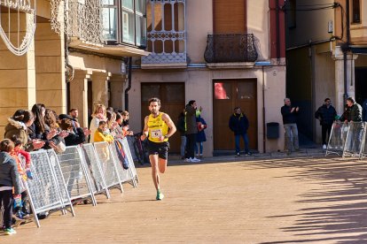 La carrera de Almazán aunó deporte y diversión.