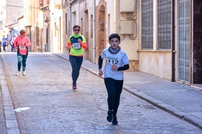 La carrera de Almazán aunó deporte y diversión.