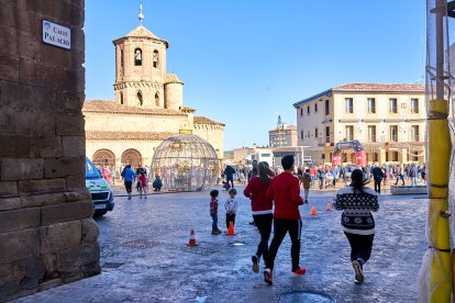La carrera de Almazán aunó deporte y diversión.