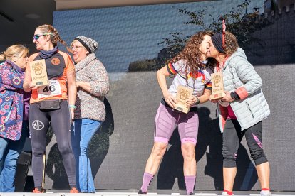 La carrera de Almazán aunó deporte y diversión.