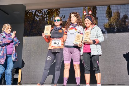 La carrera de Almazán aunó deporte y diversión.