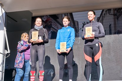 La carrera de Almazán aunó deporte y diversión.