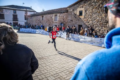 Sol y deporte para despedir el 2024 en El Royo.