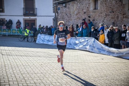 Sol y deporte para despedir el 2024 en El Royo.