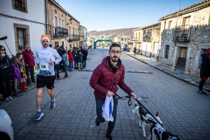 Sol y deporte para despedir el 2024 en El Royo.