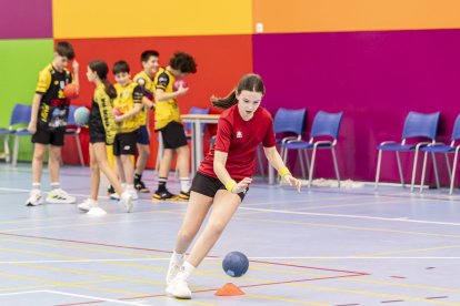Diversión entre las futuras perlas del balonmano