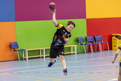 Diversión entre las futuras perlas del balonmano