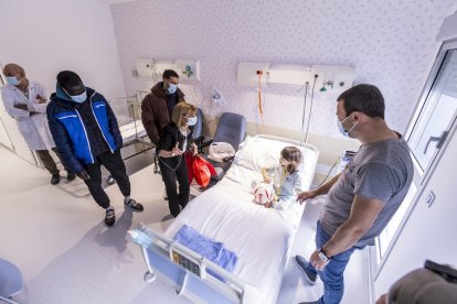 Los jugadores alegraron la mañana a los niños ingresados