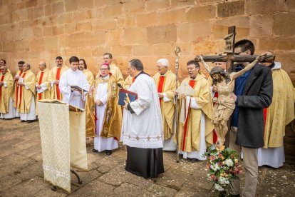 Numerosos fieles se acercaron a la Concatedral