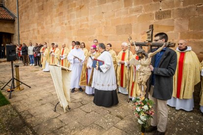 Numerosos fieles se acercaron a la Concatedral