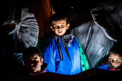 Una preciosa y colorida marcha acompañó a los Reyes Magos