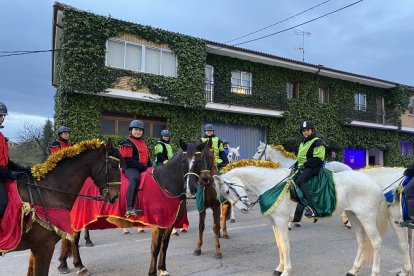 Sus Majestades recorrieron las calles de la localidad