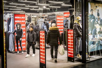 Buenas ofertas en las rebajas de las tiendas de Soria