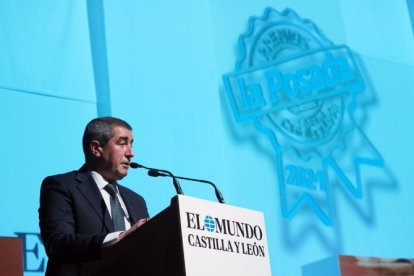 Pablo Lago, director de El Mundo de Castilla y León, en los Premios La Posada 2024.