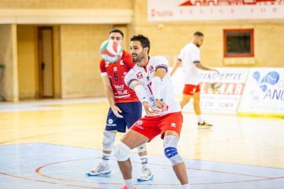 El equipo celeste vencieron en cuatro sets