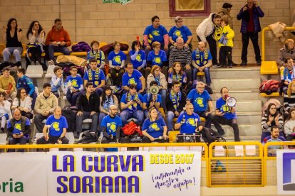 El equipo celeste vencieron en cuatro sets