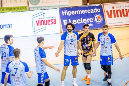 El equipo celeste vencieron en cuatro sets