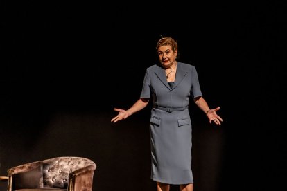 Luisa Martín y Olivia Molina, dos mujeres que se enfrentan con el poder en sus manos