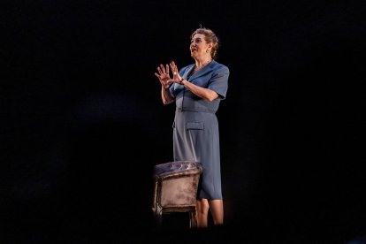 Luisa Martín y Olivia Molina, dos mujeres que se enfrentan con el poder en sus manos