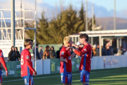 El Numancia B sigue en puestos de playoff