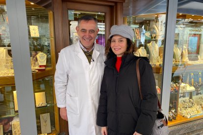 La presidenta de la Comunidad de Madrid visita por sorpresa El Burgo de Osma.