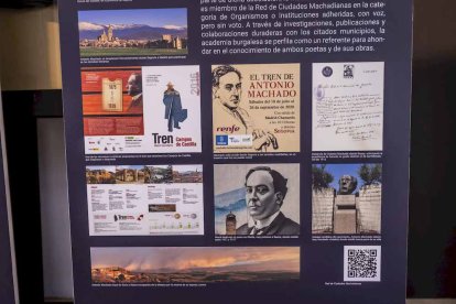 La exposición está ubicada en la galería porticada del Instituto
